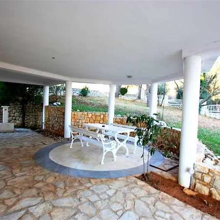 Jurincic Apartment *